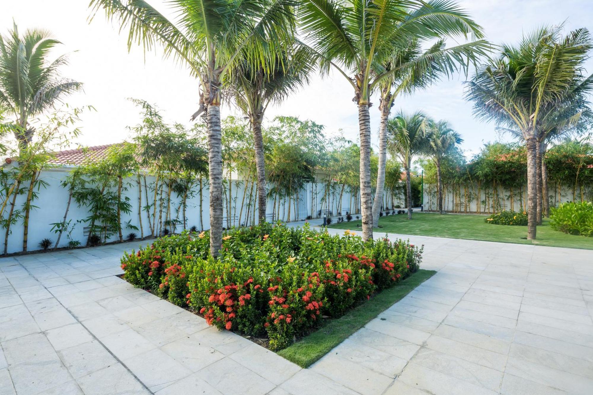 Grandvrio Ocean Resort Danang Tra Khe Exterior photo