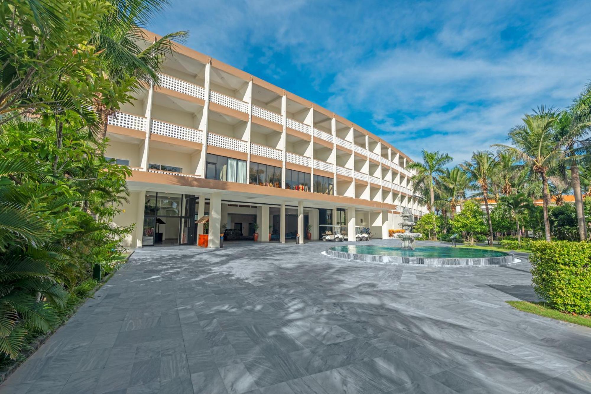 Grandvrio Ocean Resort Danang Tra Khe Exterior photo